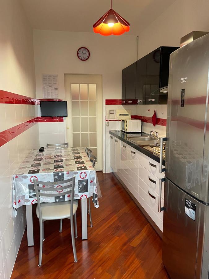 Adriano Metro & Comfort Suites - Affitti Brevi Italia Milan Luaran gambar